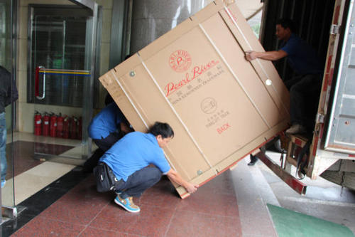 河津钢琴贵重工艺品无忧运